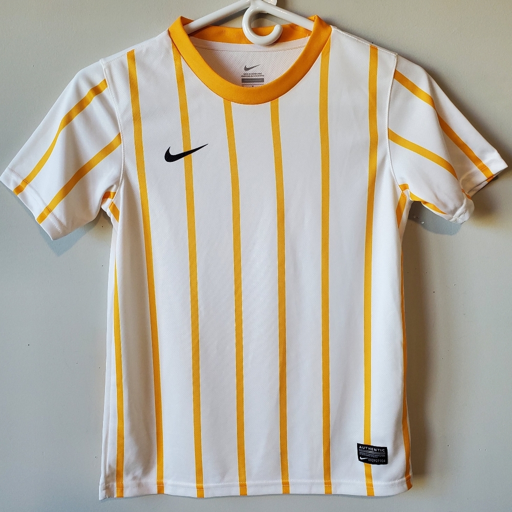 Nike Sport Tee